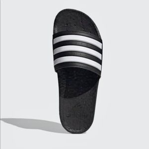 NEW IN BOX Adilette Boost Slides